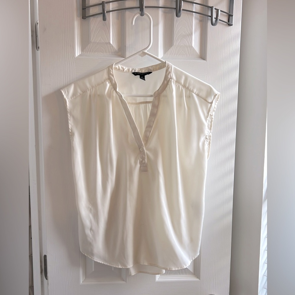 Sleeveless Banana Republic blouse